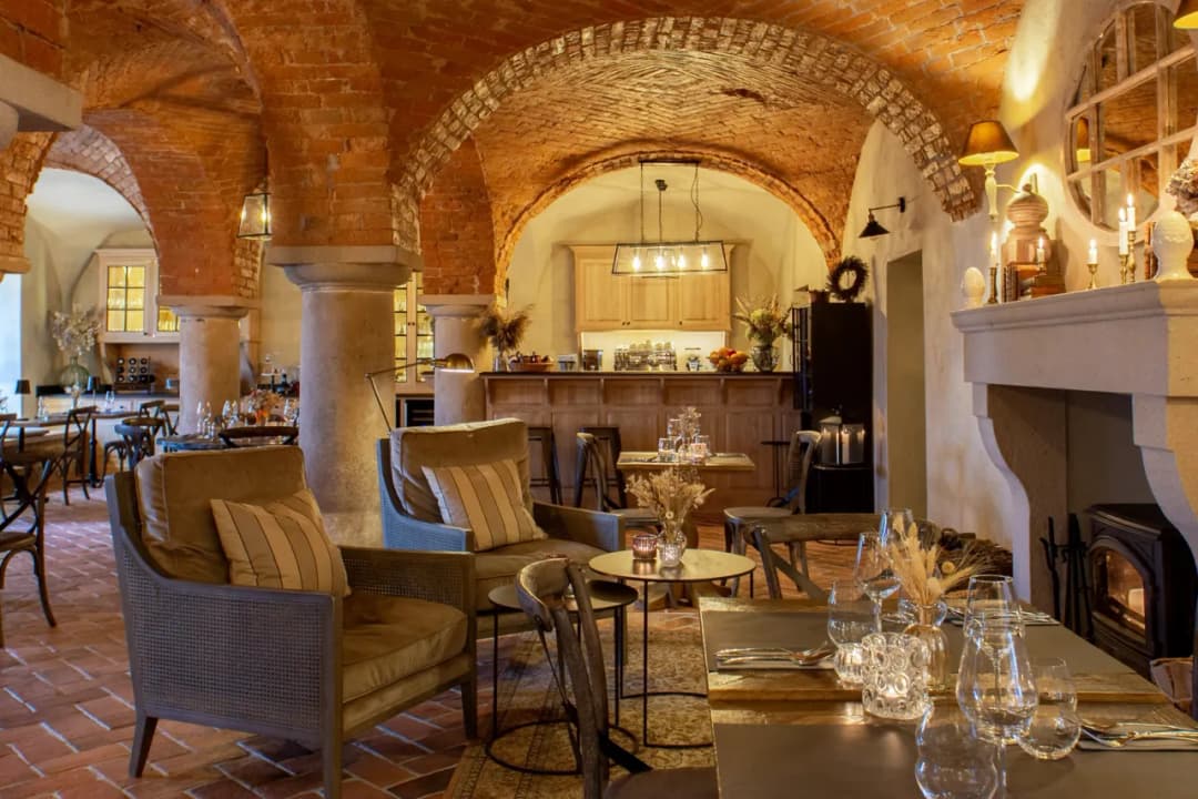 Gdzie zjeść w Bardo? Odkryj najlepsze lokale i smaki regionu