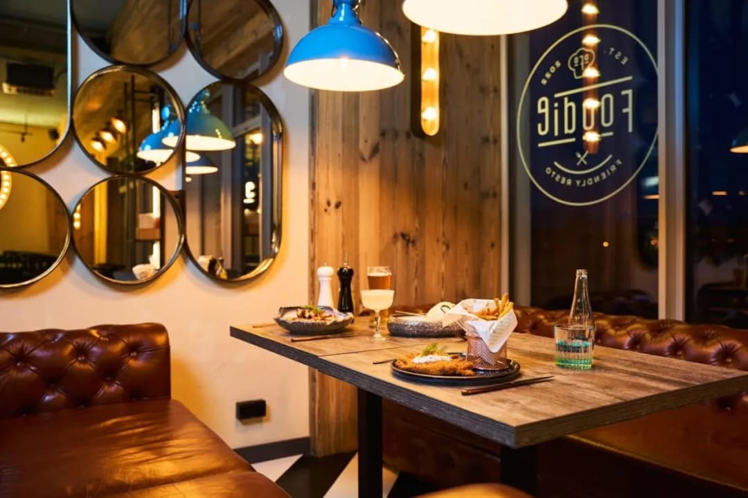 Gdzie zjeść w Nowym Targu? Odkryj najlepsze restauracje i dania