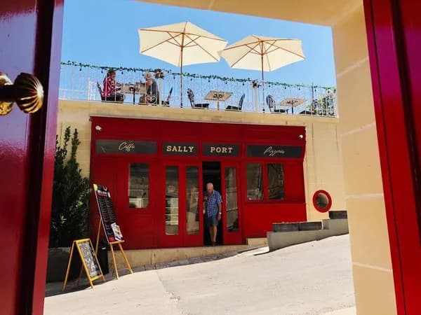 Gdzie zjeść w Marsaxlokk? Najlepsze restauracje z owocami morza