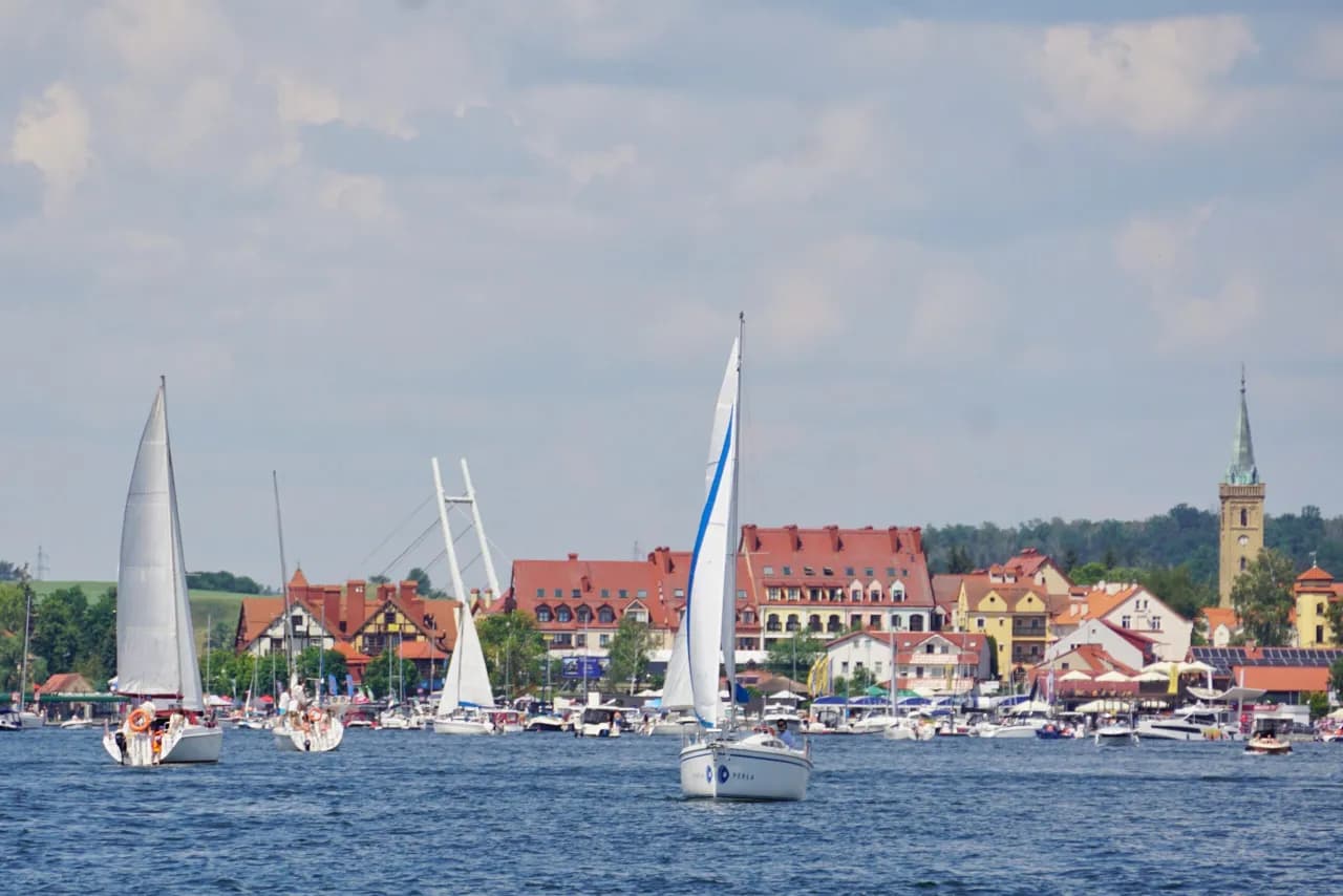 Gdzie leżą Mazury? Odkryj piękno tego niezwykłego regionu Polski