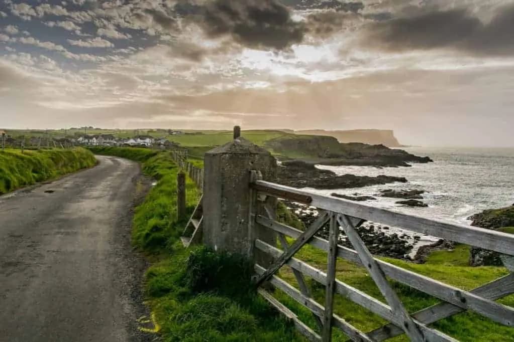 Niezapomniane atrakcje w Irlandii Północnej, które musisz zobaczyć